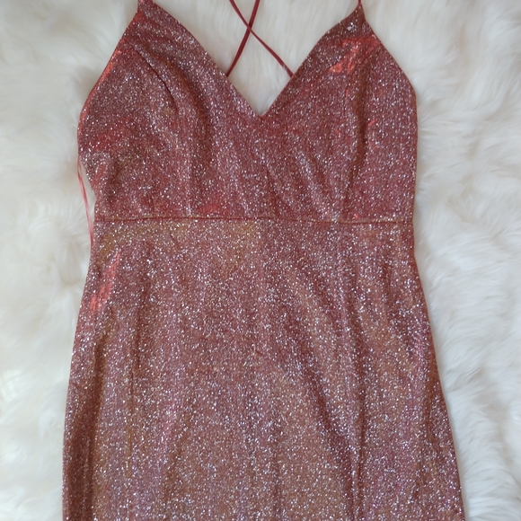 SOLD! Champagne long shiny slit dress (M) - Picture 2 of 6